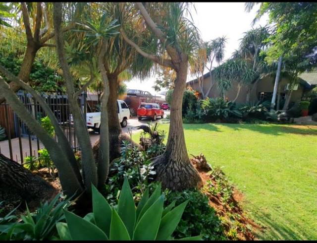 5 BEDROOM HOUSE FOR SALE IN WONDERBOOM